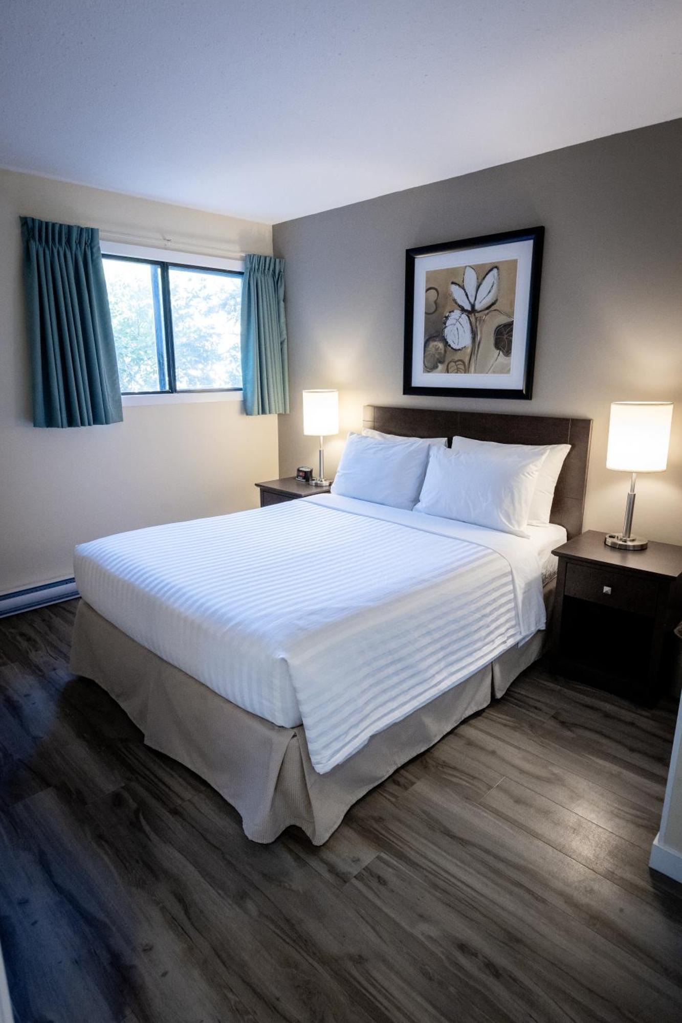 Siesta Suites Kelowna Exterior foto