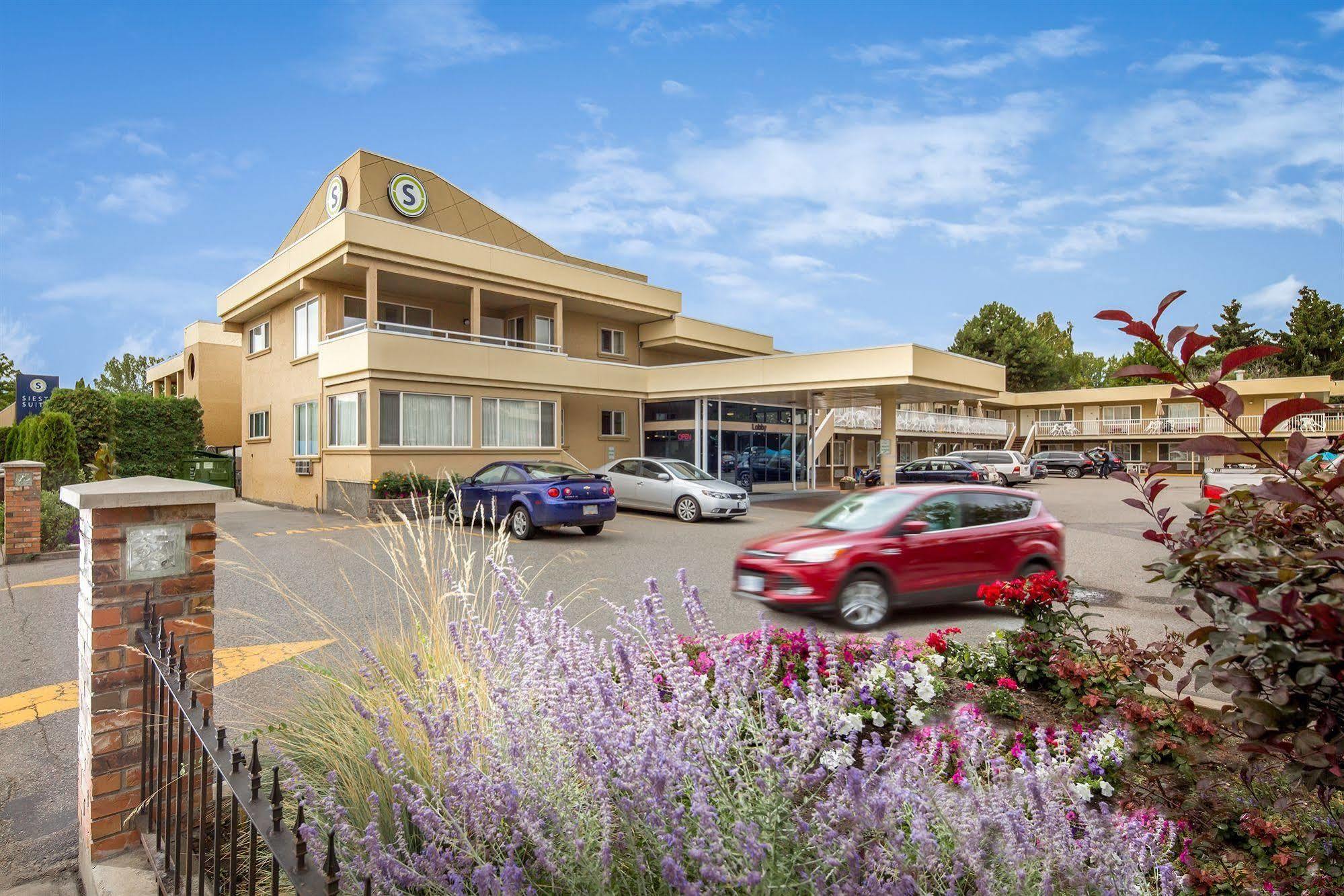 Siesta Suites Kelowna Exterior foto